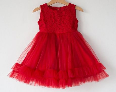 Платья и сарафаны Trendyco kids Платье трикотажное с гипюром