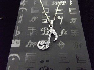 Музыкальный сувенир Кулон НОТА 8 в восьмушке Цвет: серебро, золото