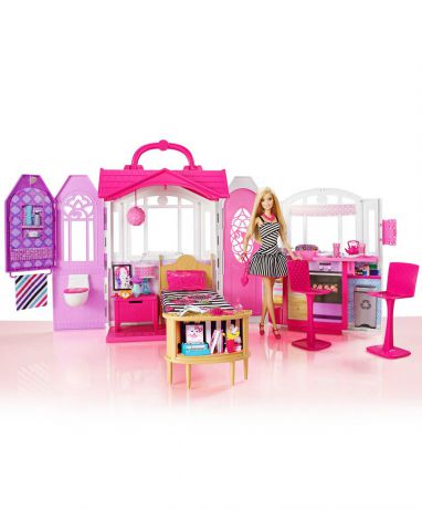 Barbie Переносной домик с куклой
