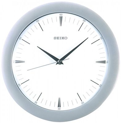 Seiko Пластиковые настенные интерьерные часы Seiko QXA137E