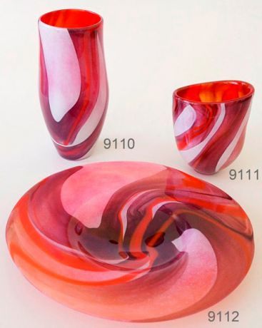Интерьерное стекло Каржурия-1 ваза декоративная цветная, гутная работа