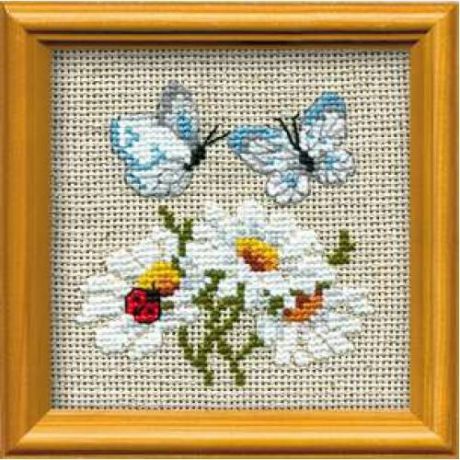 Набор для вышивания Сотвори Сама "Бабочки и цветы" от 7 лет 757