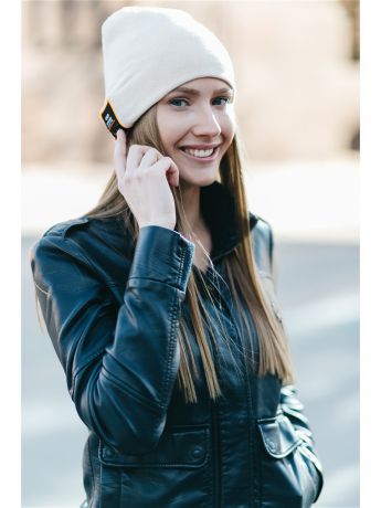 Шапки с гарнитурой DRESS COTE Шапка HATSONIC с Bluetooth наушниками