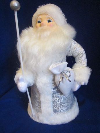 Мягкие игрушки Волшебный мир Дед Мороз под ёлку "Снежный"