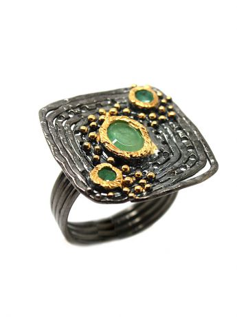 Ювелирные кольца KARMONIA Серебряное кольцо с изумрудами.