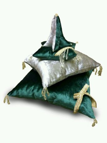 Подушки декоративные МИЛИСА Подушка "Новогодняя елка" зеленая с темьсой