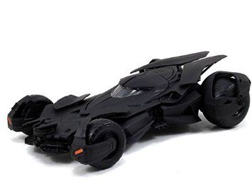 Коллекционная металлическая модель DC Comics: Бэтмобиль – Бэтмен против Супермена: На заре справедливости – Batman v Superman: Dawn of Justice Batmobile Model Kit Black (1:24)