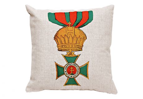 Object Desire Декоративная подушка «Королевский Венгерский орден Святого Стефана»