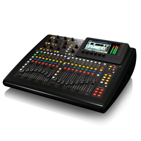 Цифровой микшерный пульт Behringer X32 COMPACT