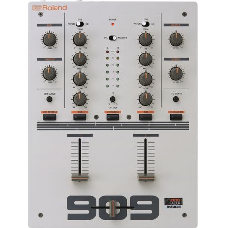 DJ микшерный пульт Roland DJ-99