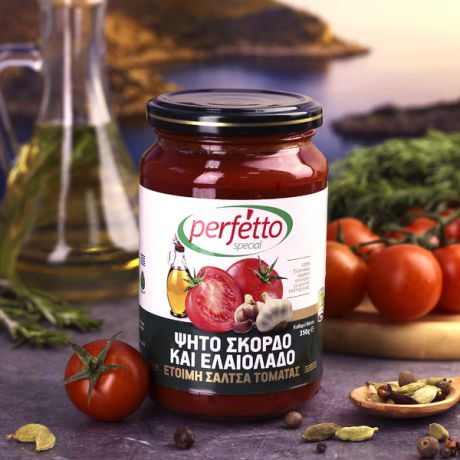 Соус томатный Perfetto Special с чесноком и оливковым маслом (350 г)