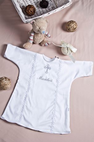 Крестильная рубашка для малыша с именной вышивкой "На крещение"
