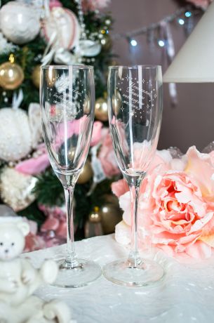 Набор новогодних бокалов для шампанского с вашим текстом (длинные) "Новогоднее волшебство"