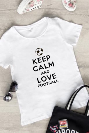 Футболка женская "Keep calm and love football"