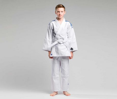 Кимоно для дзюдо с поясом подростковое Adidas Club белое с синими полосками