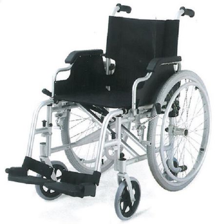 Инвалидная коляска Titan Deutschland Gmbh алюминиевая LY-710-953 J/A