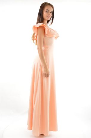 Платье персиковое на подкладе