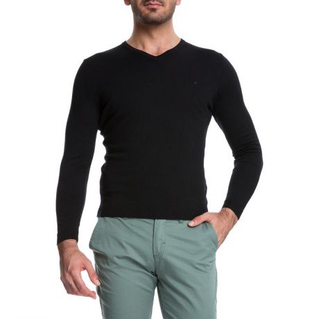 Пуловер Cacharel, цвет черный, M INT / 48 RU