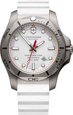 Мужские часы Victorinox 241811