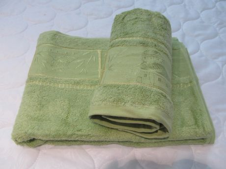 Бамбуковое полотенце "Домик" (зеленое) (70х140)