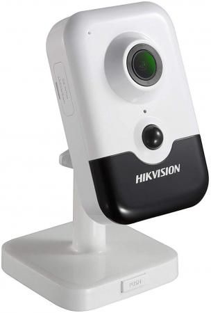Видеокамера Hikvision DS-2CD2423G0-I CMOS 1/2.8" 4 мм 1920 x 1080 Н.265 H.264 MJPEG RJ-45 PoE белый
