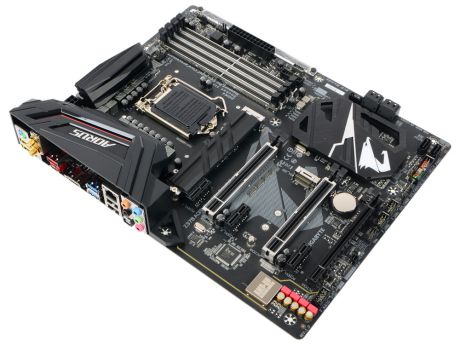 Материнская плата GIGABYTE Z370 AORUS UL GA WIFI (S1151, Z370, 4*DDR4, PCI-E16x, HDMI, DVI, SATA III+RAID, M.2, USB 3.1, Wi-Fi 802.11 a/b/g/n/ac, BT 4.2, GB Lan, ATX, Retail)