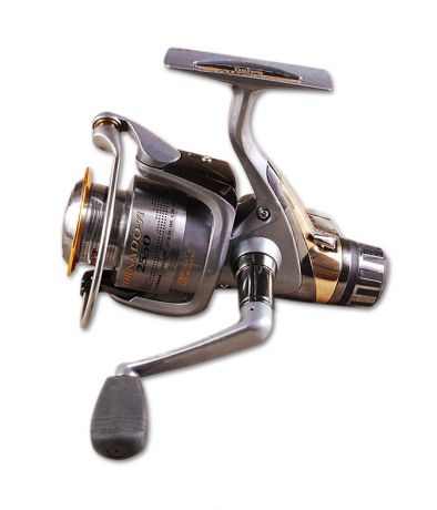 Катушка безынерционная DAIWA Tornado 2550 7i AB