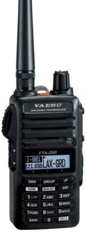 Авиационная портативная рация Yaesu FTA-250L