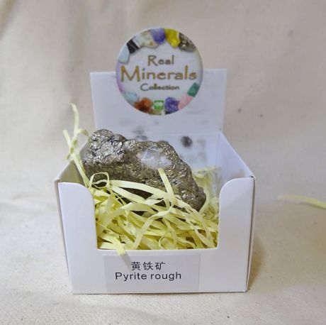 Пирит грубый минерал/камень в коробочке Real Minerals Collection (M814-21 0.1 кг)