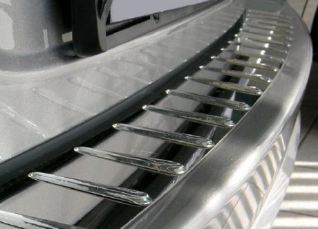 Накладка на задний бампер с силиконом, нерж. сталь (5D) Alu-Frost 10-2020 для Mitsubishi Lancer 2007 -