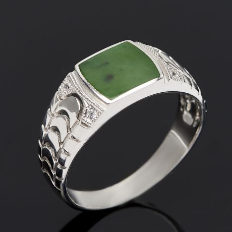 Кольцо нефрит зеленый (серебро 925 пр.) размер 21