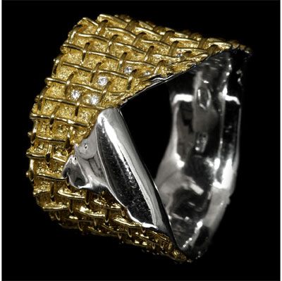 Золотое кольцо Ювелирное изделие 10060