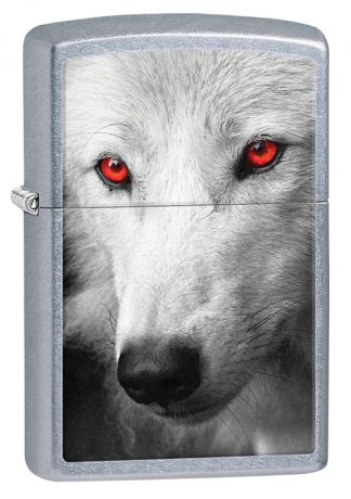 Зажигалка ZIPPO Classic Белый волк, покрытие Street Chrome™