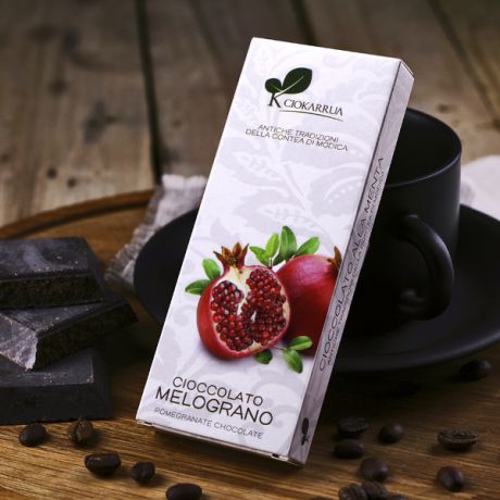 Тёмный шоколад ручной работы CioKarrua 50% какао с гранатом (100 г)