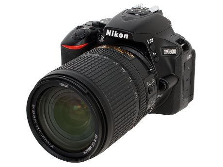 Фотоаппарат Nikon D5600 Black KIT (18-140 AF-S VR 24.1Mp, 3.2" WiFi, GPS)