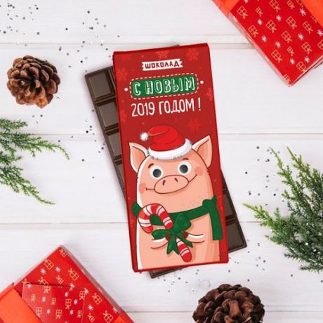 Шоколадная плитка SHOKOBOX Новогодняя свинка с глазами 100гр.