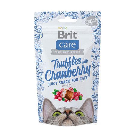 Brit Brit Care лакомство для кошек Truffles Cranberry подушечки с клюквой 50 г