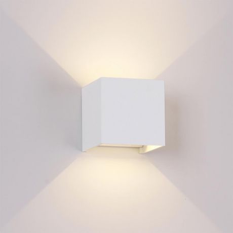 Уличный настенный светодиодный светильник Mantra Davos 6521