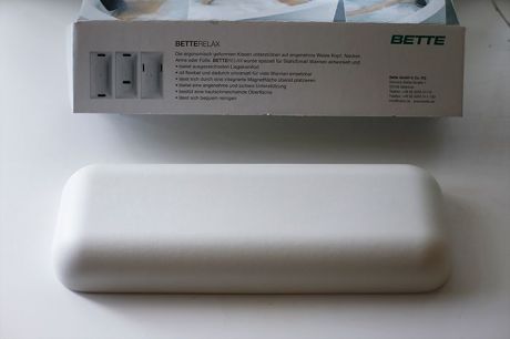 Подголовник магнитный универсальный для ванны комплект 2 шт. Bette Relax B57-0210 bi