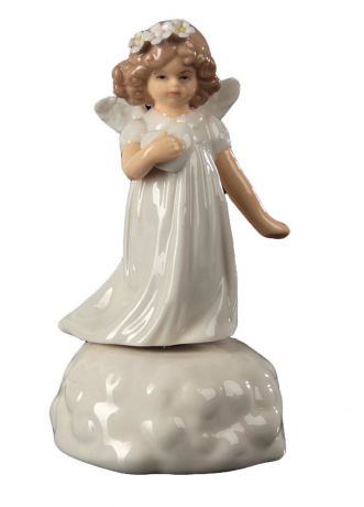Фигурка декоративная музыкальная "Ангел в белом платье с сердцем", 16 х 9 х 9 см