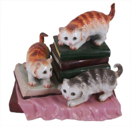 Статуэтка Антик Хобби "Котята на книгах", белый, розовый, зеленый, коричневый, серый