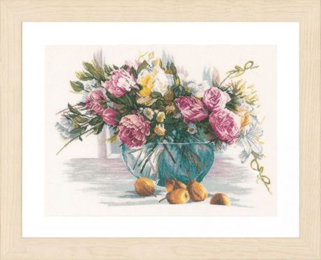 Набор для вышивания крестом Lanarte Flowers, 53 x 38 см. PN-0162299
