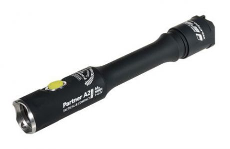 Ручной фонарь ArmyTek Partner A2 Pro v3 XP-L теплый свет