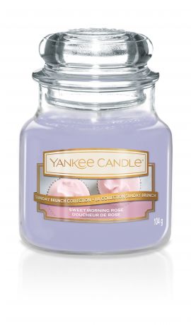 Свеча ароматизированная Yankee Candle "Утренняя роза Sweet Morning Rose 104гр / 25-45 часов"1611856E, фиолетовый