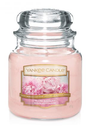 Свеча ароматизированная Yankee Candle "Пудровый букет Blush Bouquet 411 гр / 65-90 часов"1610858E, розовый