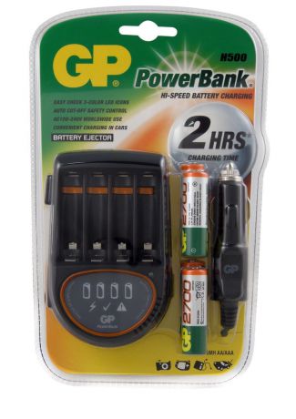 Зарядное устройство "GP Batteries" для заряда 4-х аккумуляторов типа АА, ААА + комплект из 4-х аккумуляторов NiMh, 2700 mAh, тип АА + автомобильный адаптер