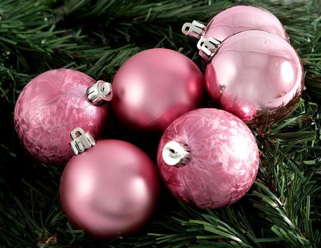 Набор новогодних подвесных украшений "Шары", цвет: розовый, диаметр 60 мм, 6 шт