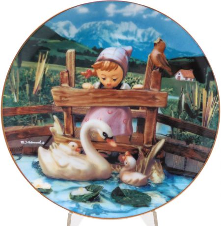 Декоративная коллекционная тарелка "Нежные Друзья: Пернатые друзья". Фарфор, деколь, золочение, США, Хуммель, Danbury Mint, 1991