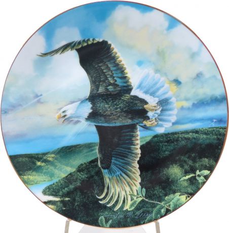 Декоративная коллекционная тарелка "Белоголовый Орлан в Полёте: Спасите орла, гордого и свободного". Фарфор, деколь, золочение, США, Том Морган Крейн, Franklin Mint, 1990-е гг.