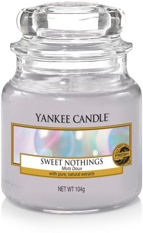 Свеча ароматизированная Yankee Candle "Сладость", 104 г